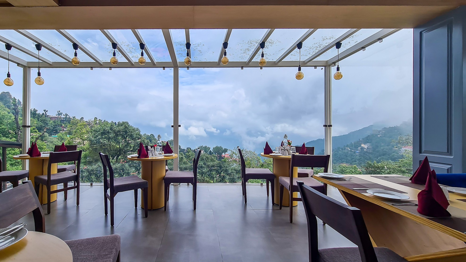 Restaurant 3 (1)